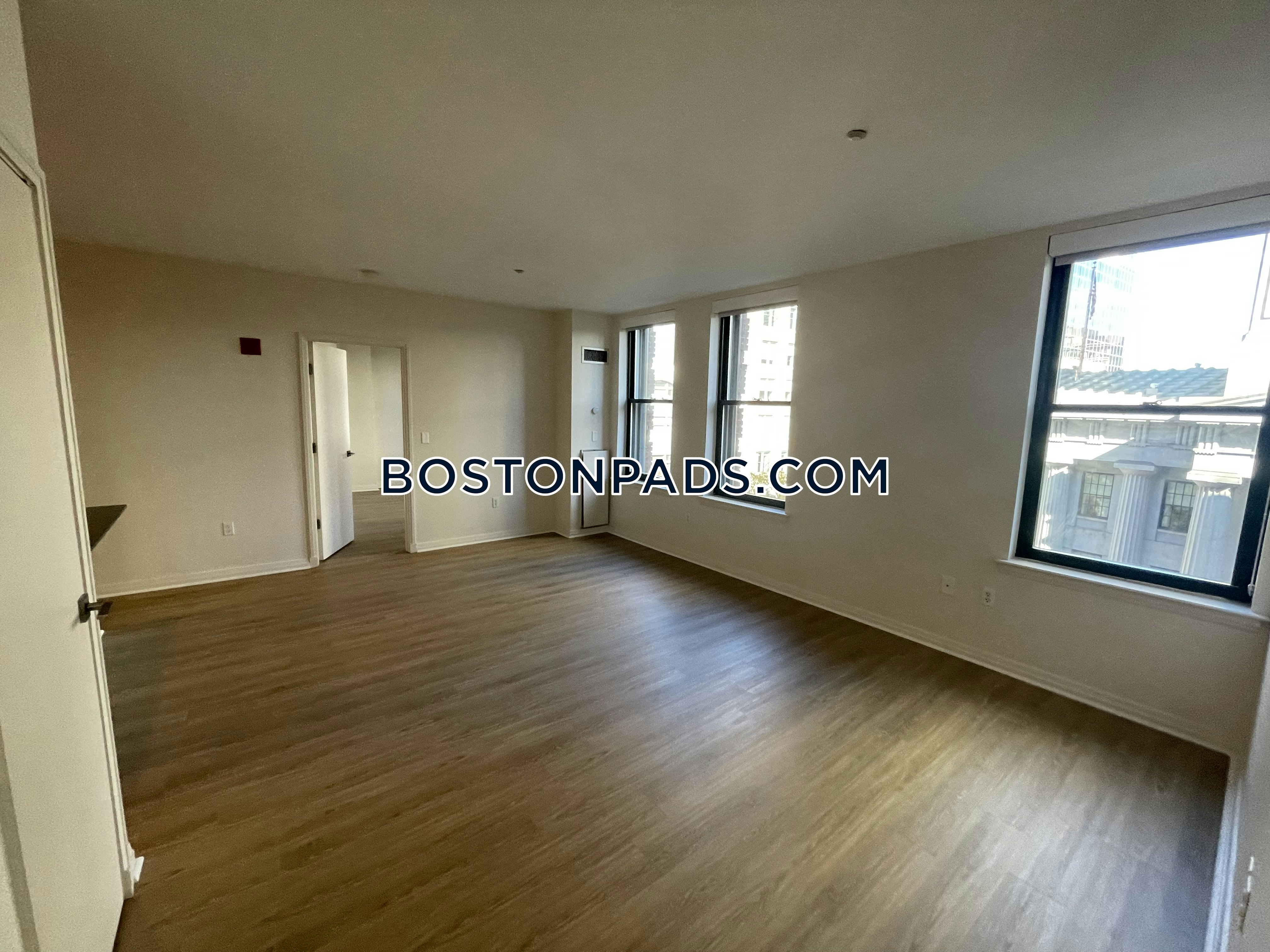 One India Street Photo 12