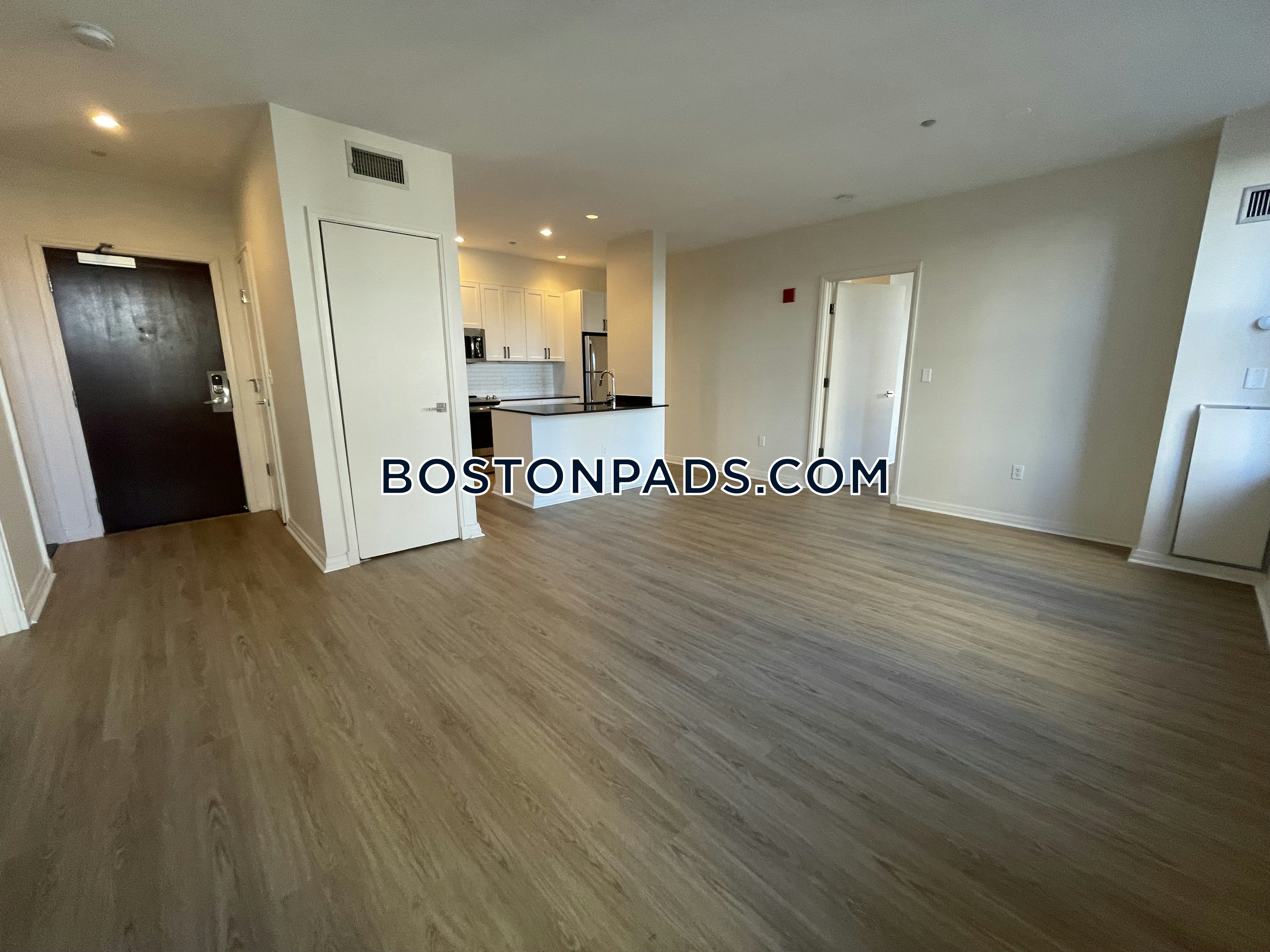 One India Street Photo 53