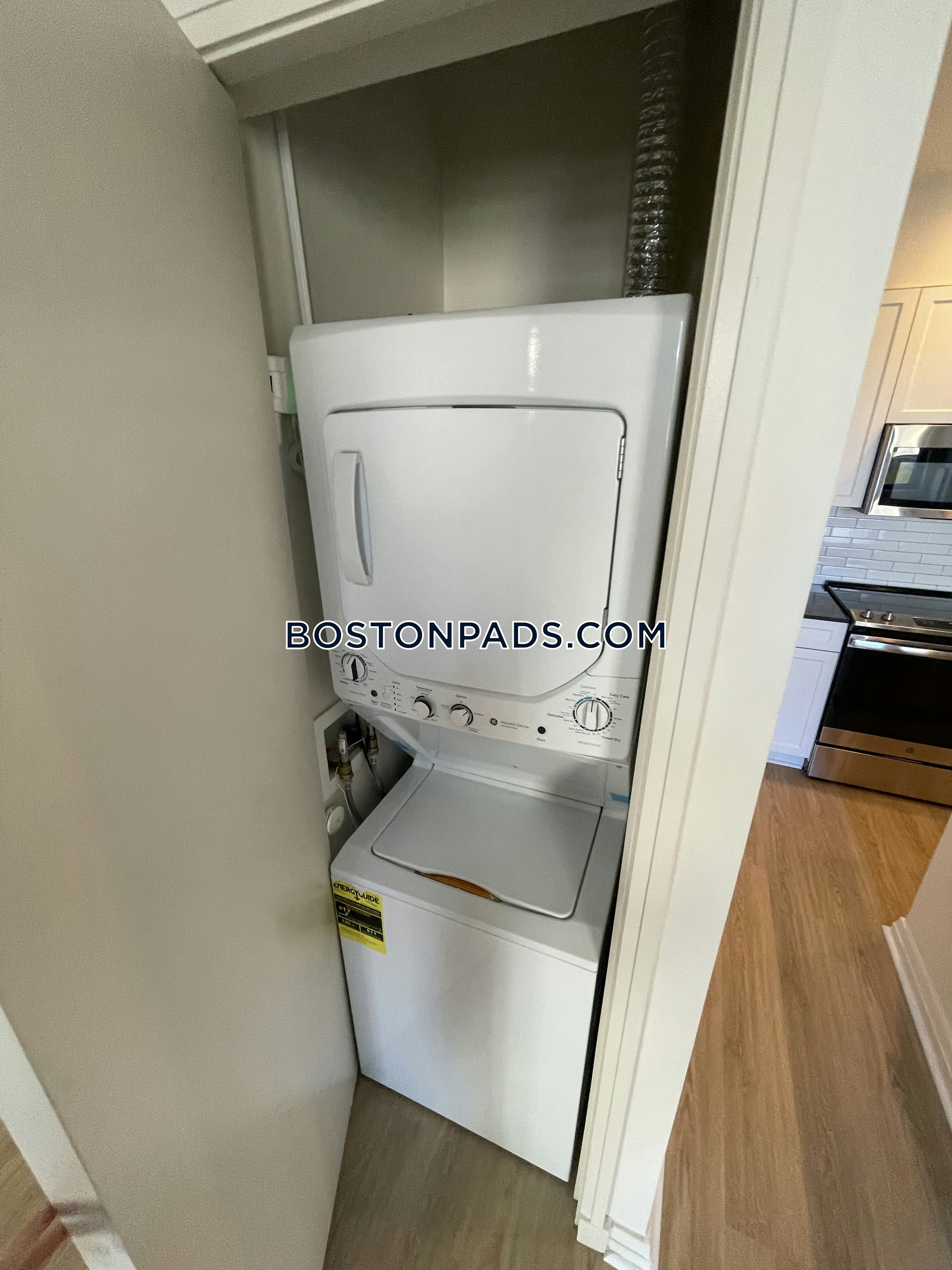 One India Street Photo 50