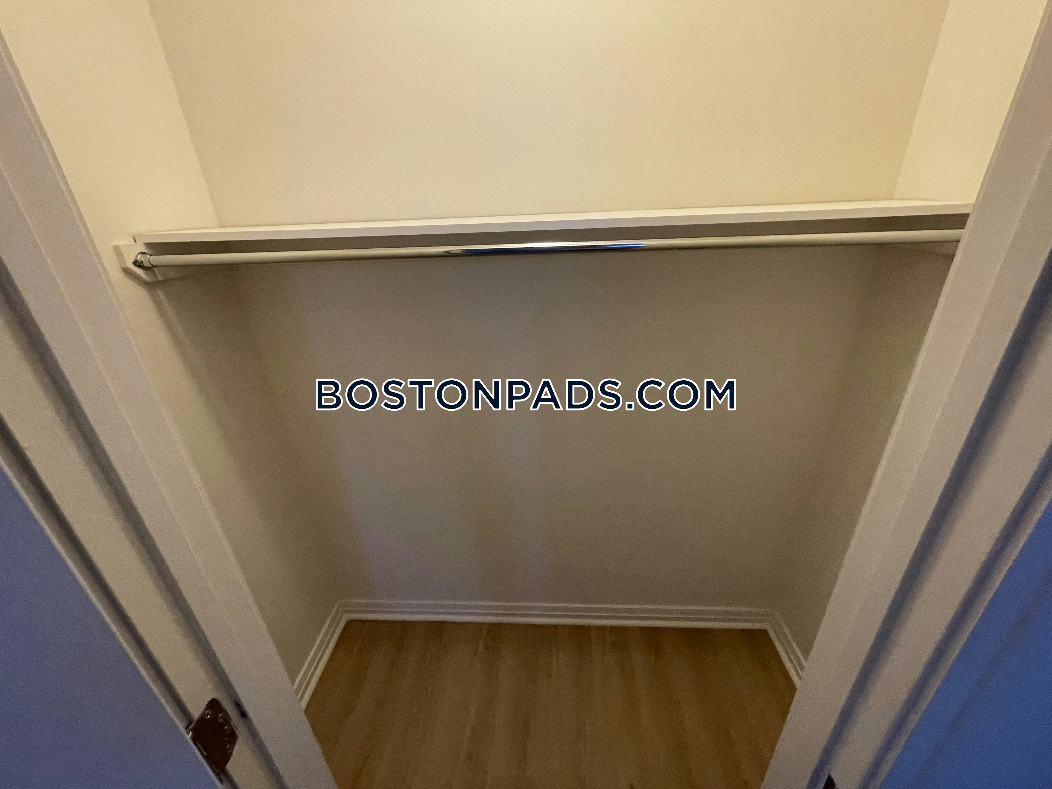 One India Street Photo 56