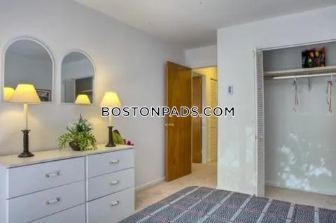 Presidential Estates Photo 13