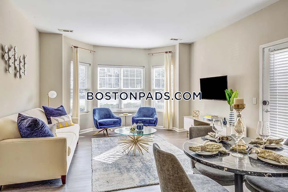 Regency Place Photo 39