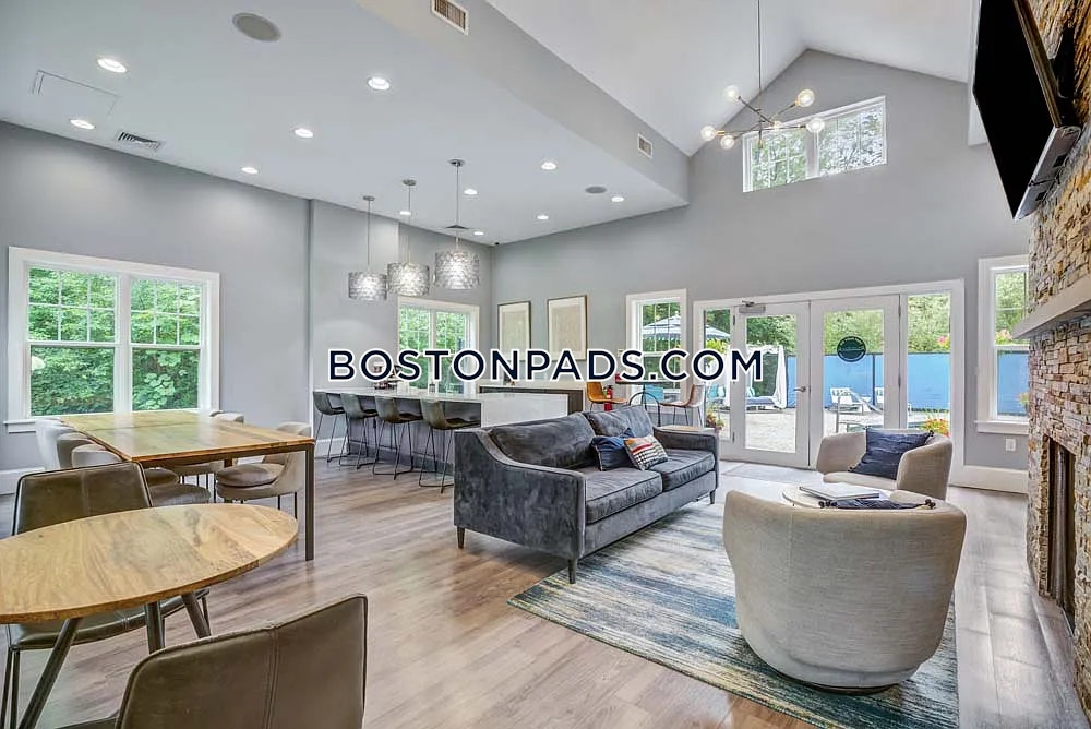 Regency Place Photo 35