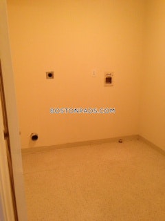 Kimball Court Photo 15