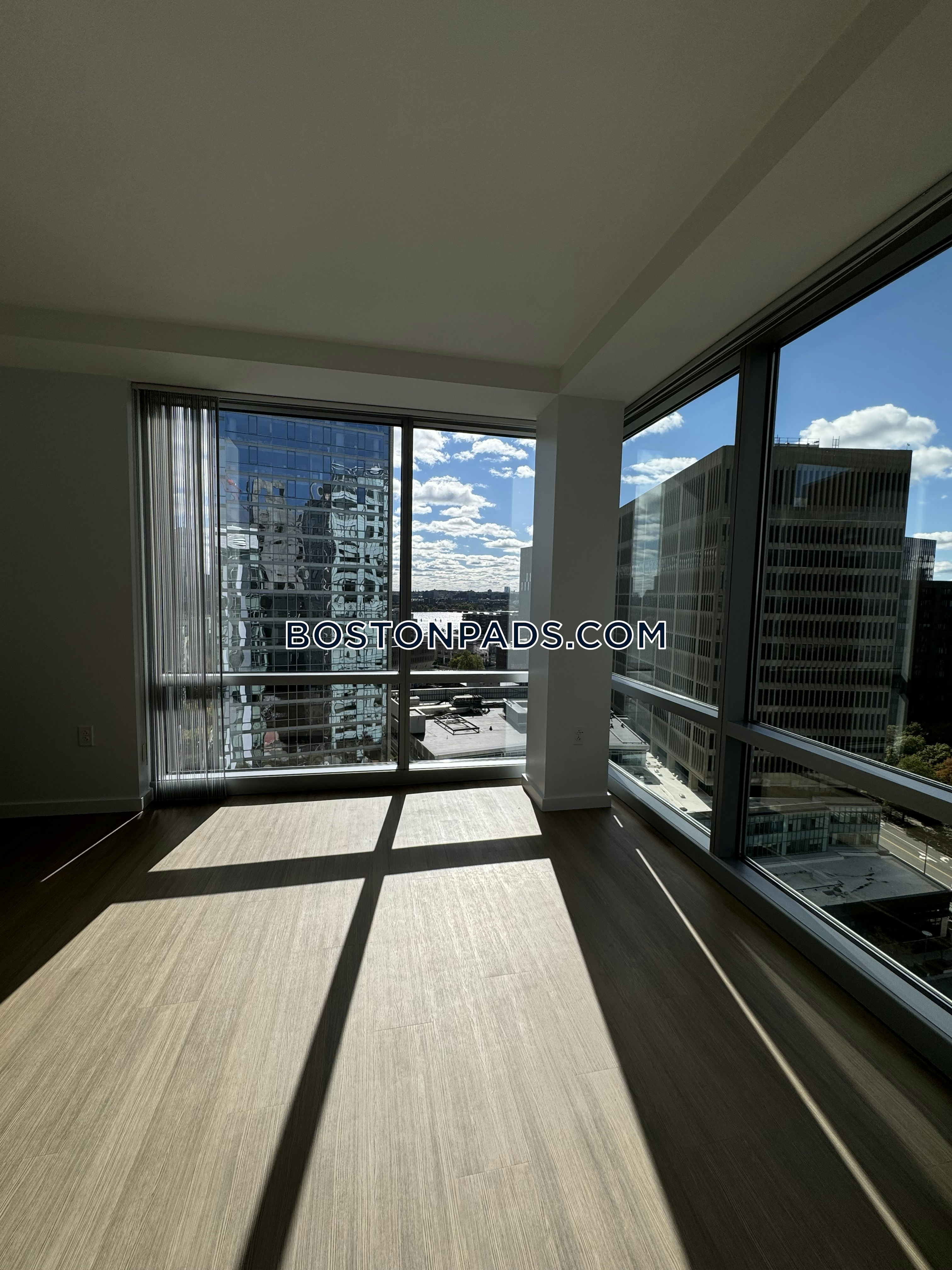 Watermark Kendall West Photo 8