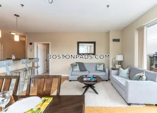 The Residences on Broadway Photo 9