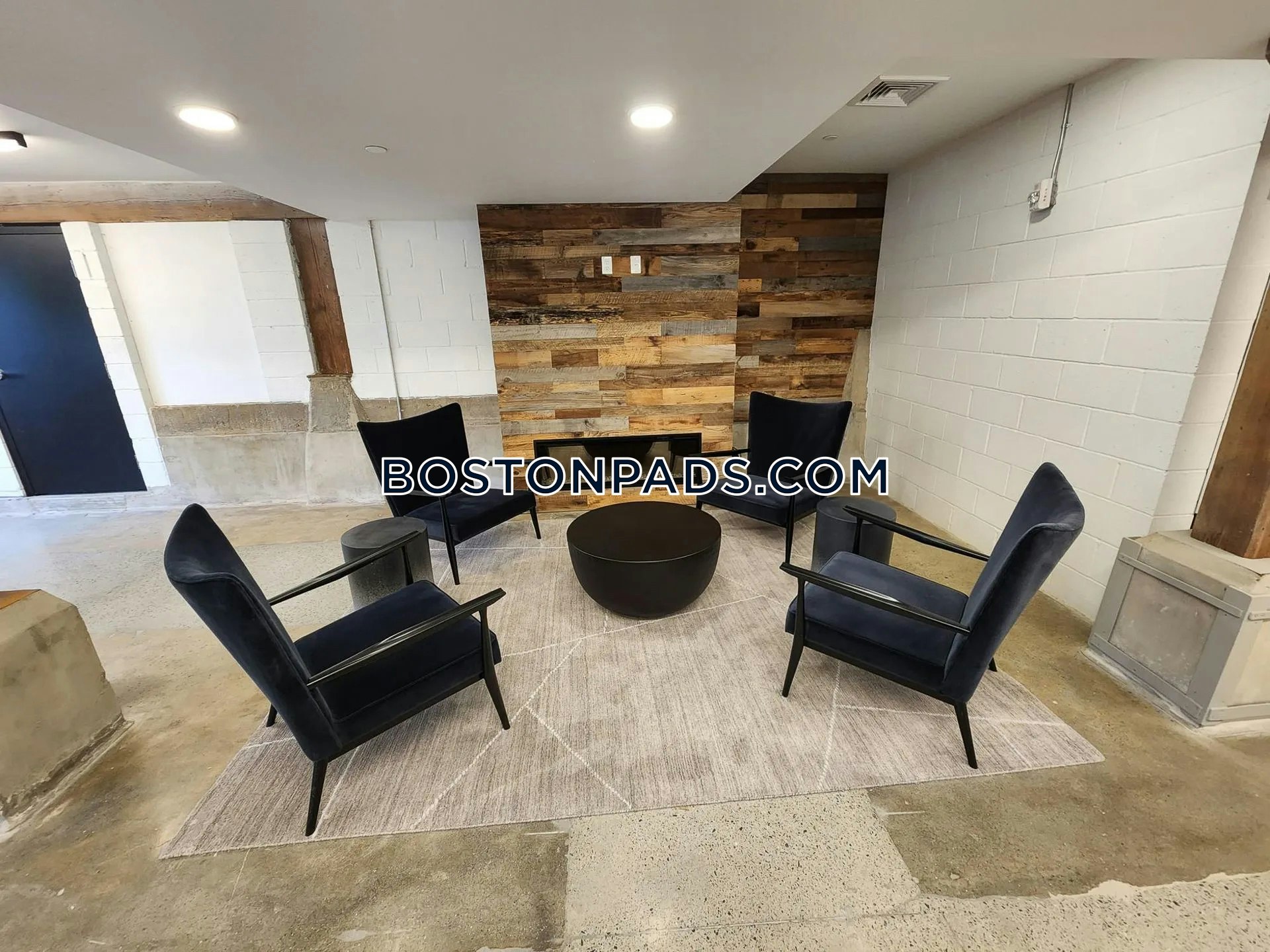 The Overlook Photo 13