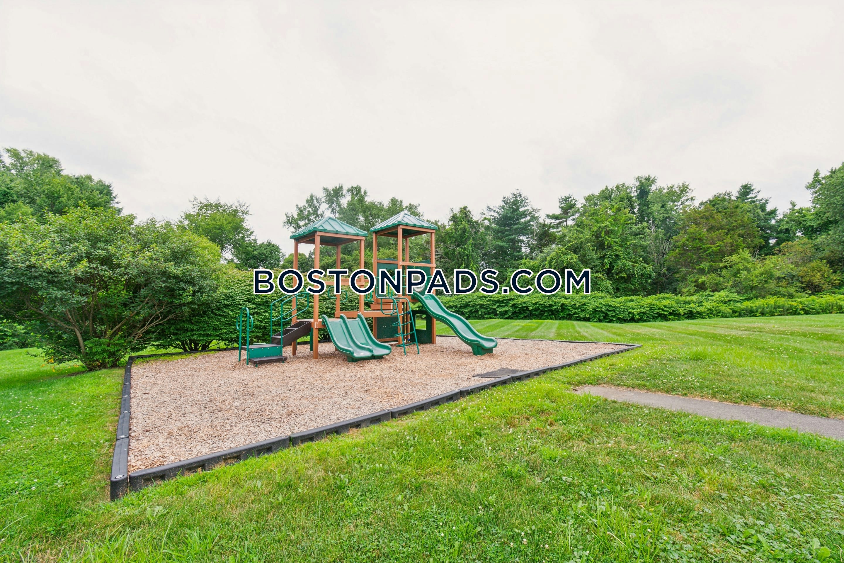 Blue Hills Village Photo 16