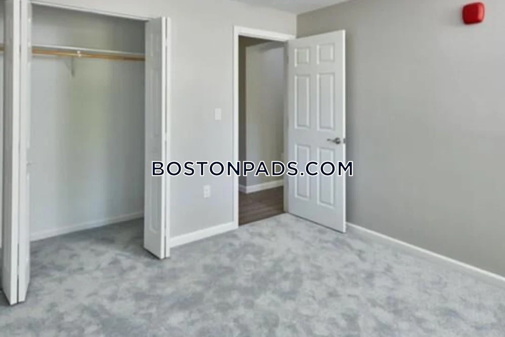 Chestnut Place Photo 11