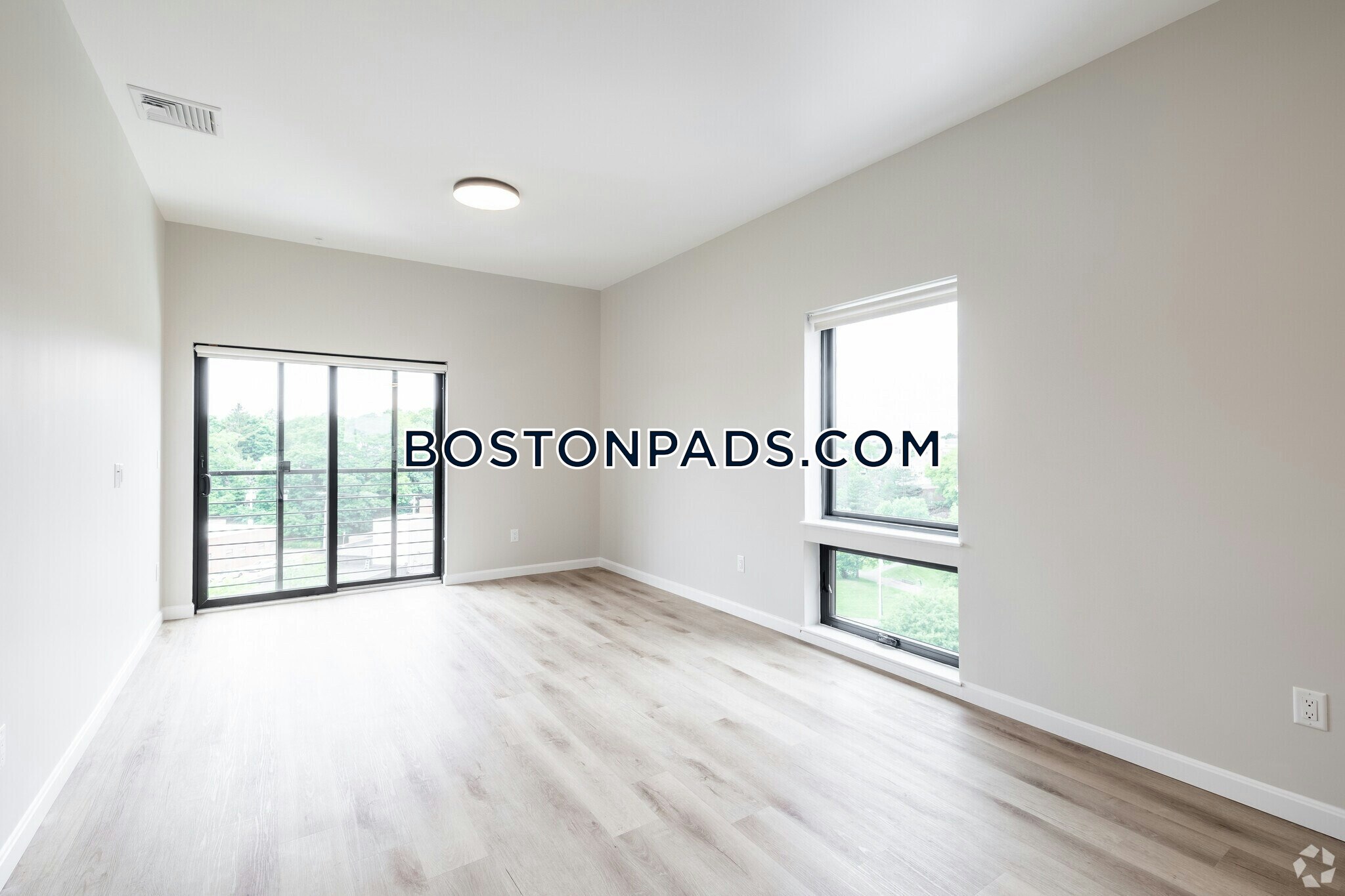 Briggs Crossing Photo 17