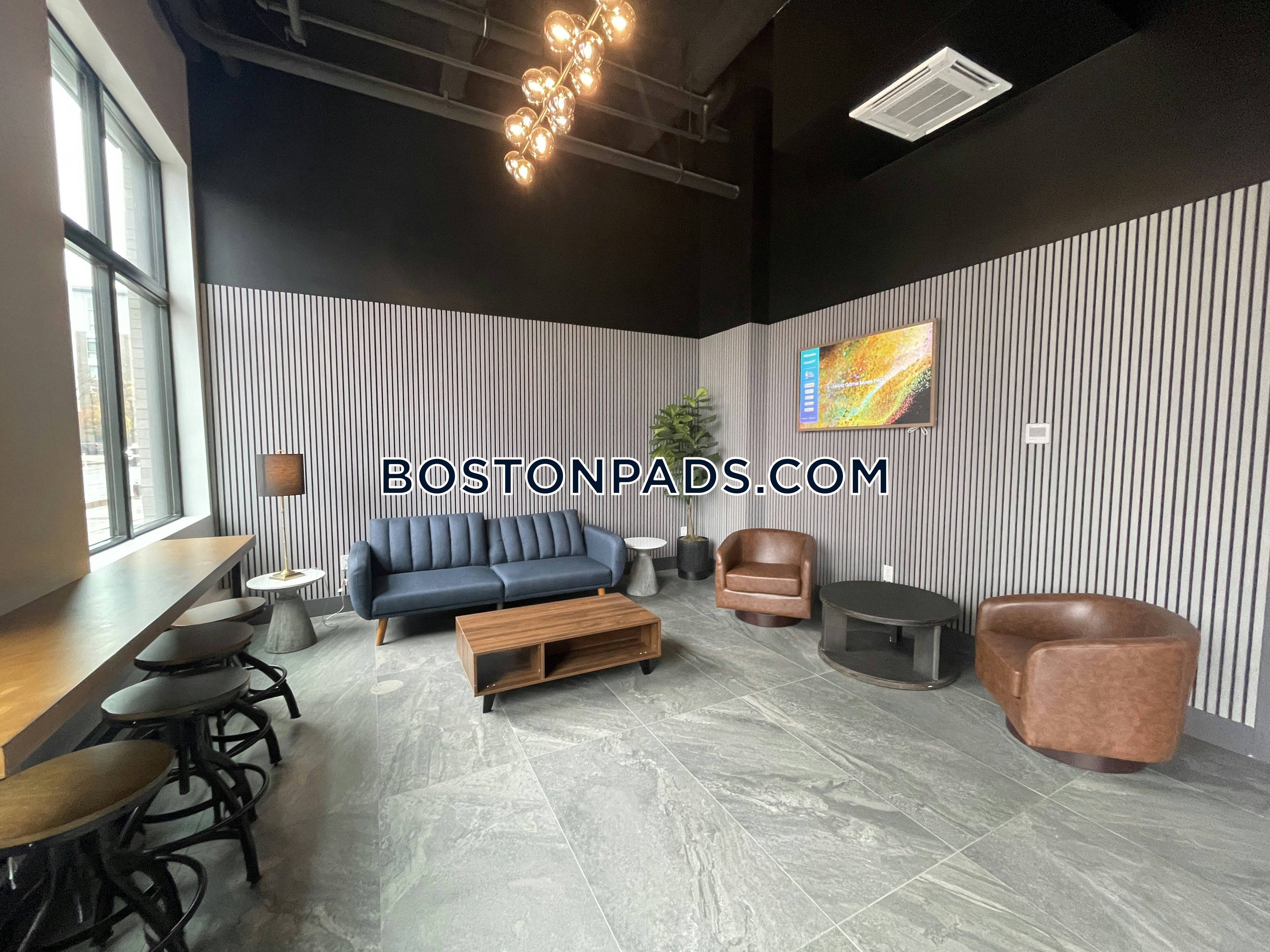 365 Western Ave. Photo 40