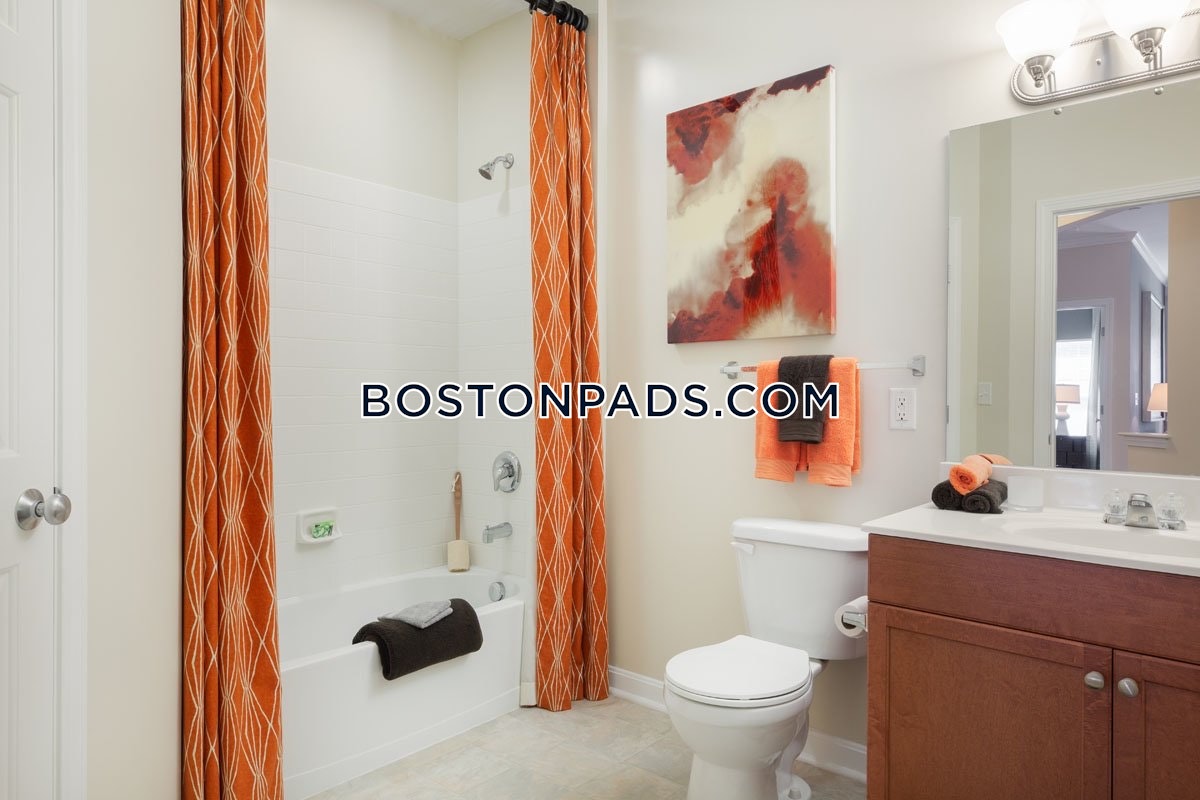 Edgewood Apartments Plainville Photo 16