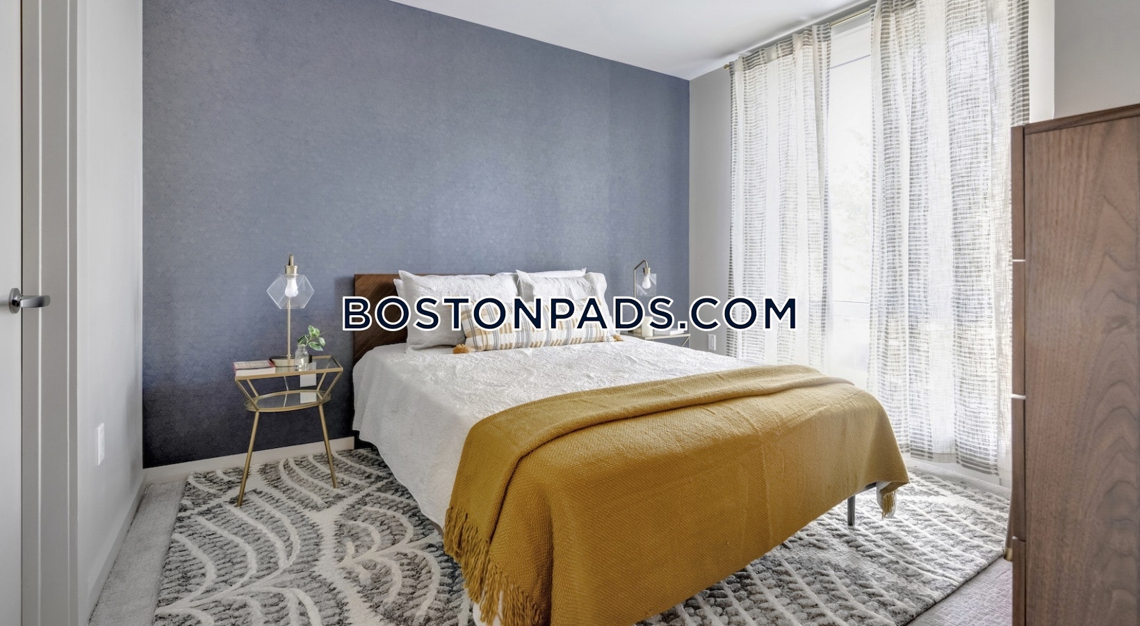 1550 On the Charles Photo 10