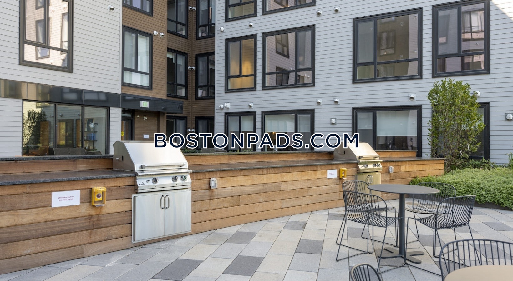 1550 On the Charles Photo 3