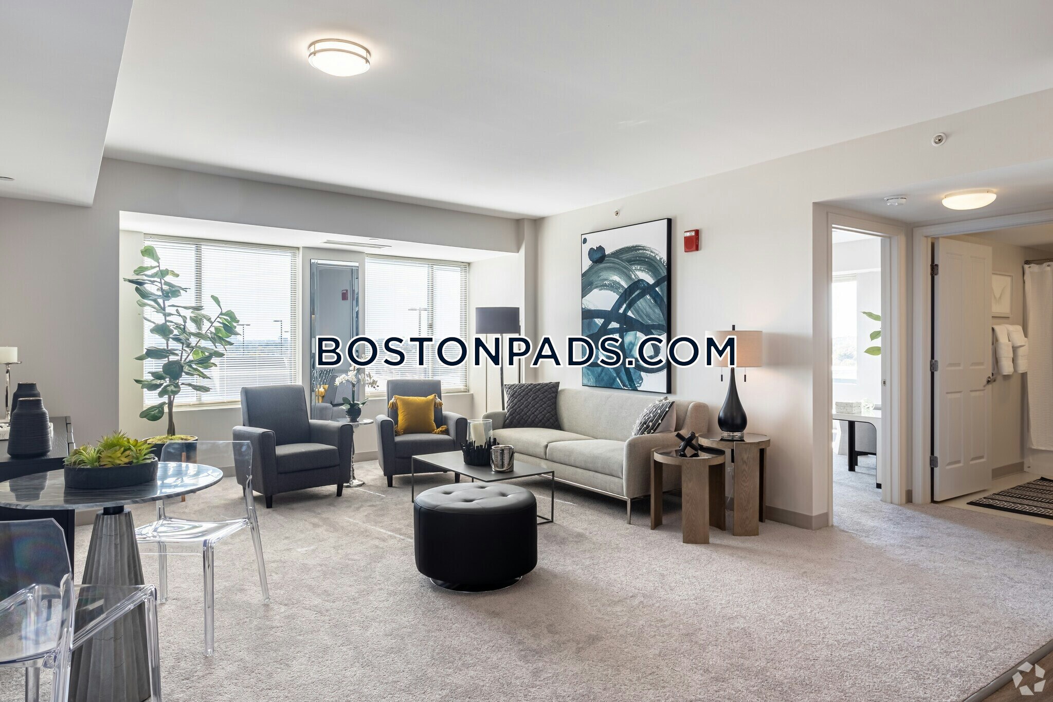 160 Pleasant Street Photo 1