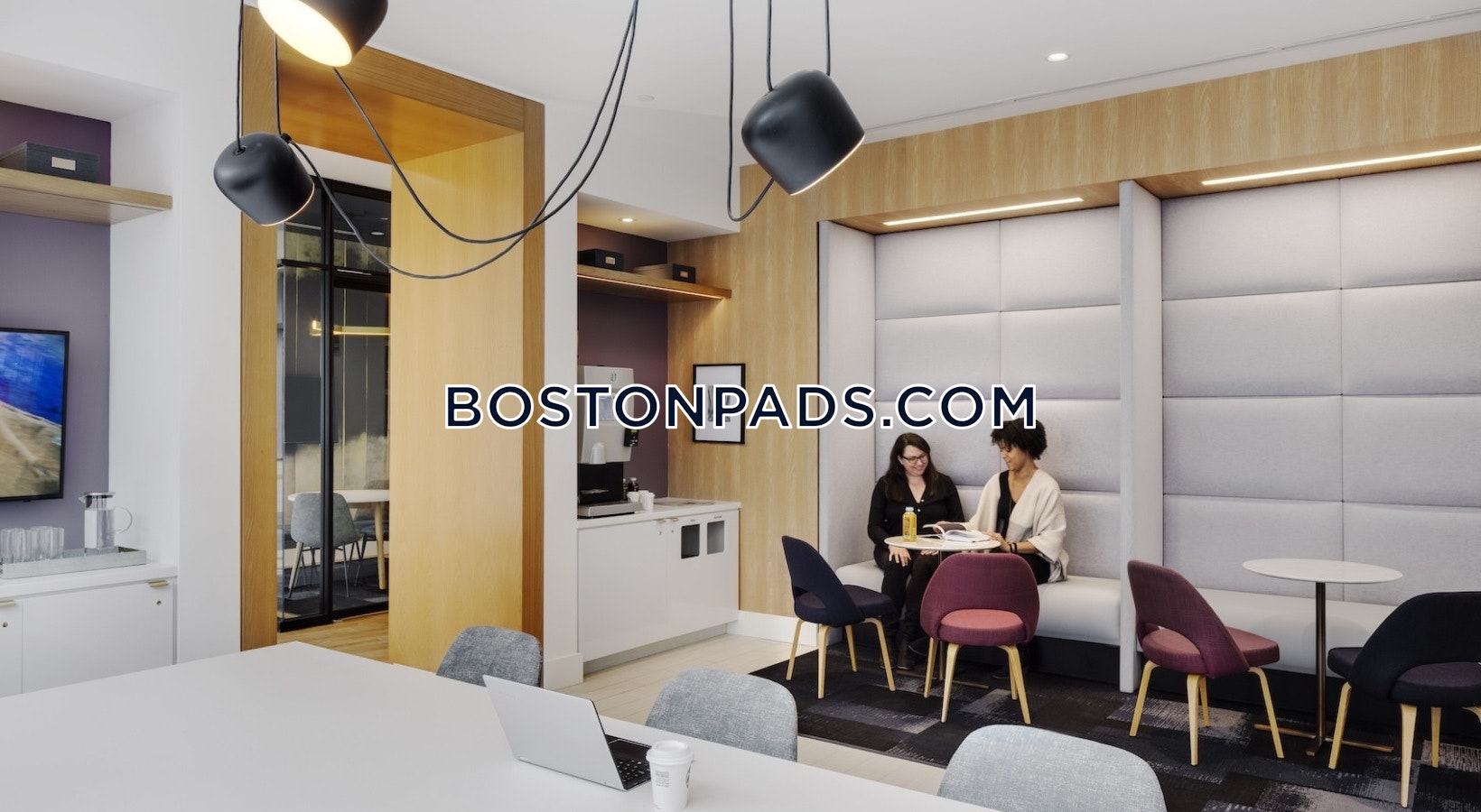 50 & 55 Station Landing Photo 15