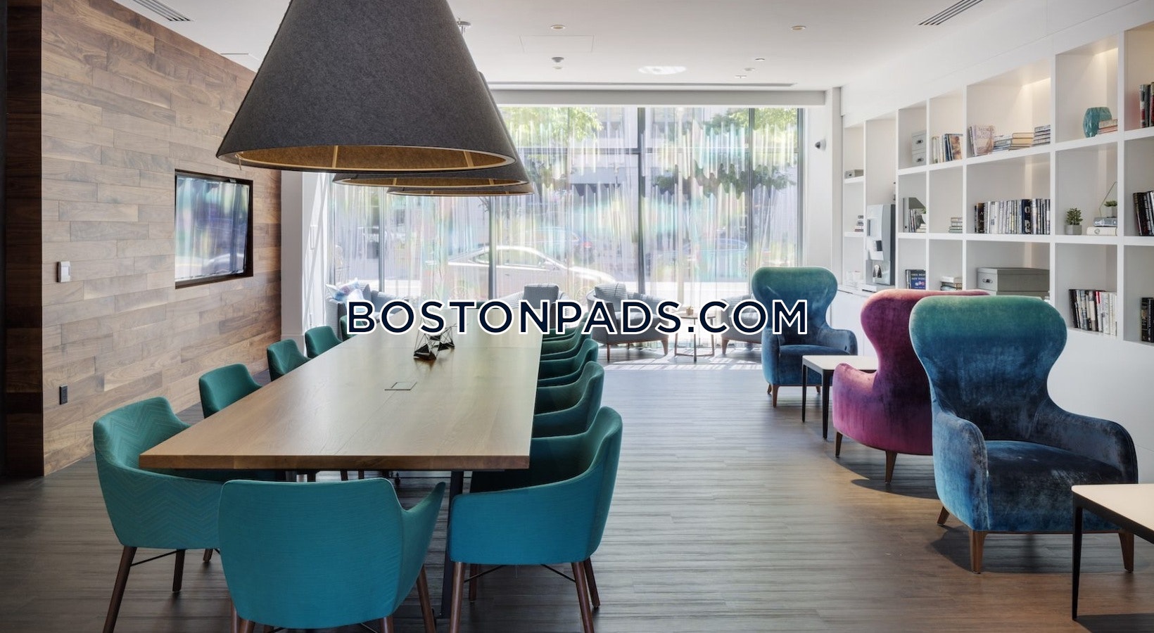 50 & 55 Station Landing Photo 18