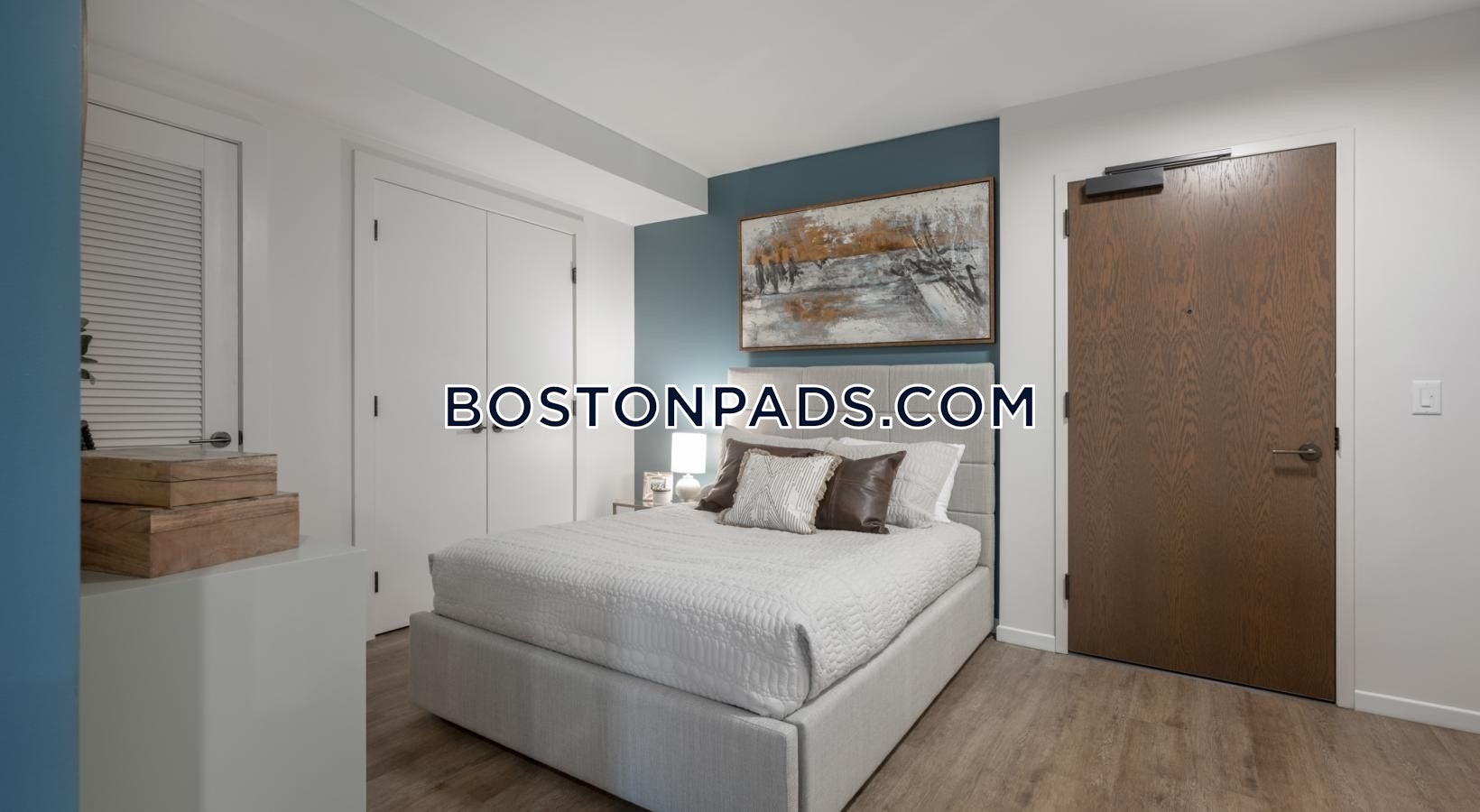 Alyx Seaport Photo 33