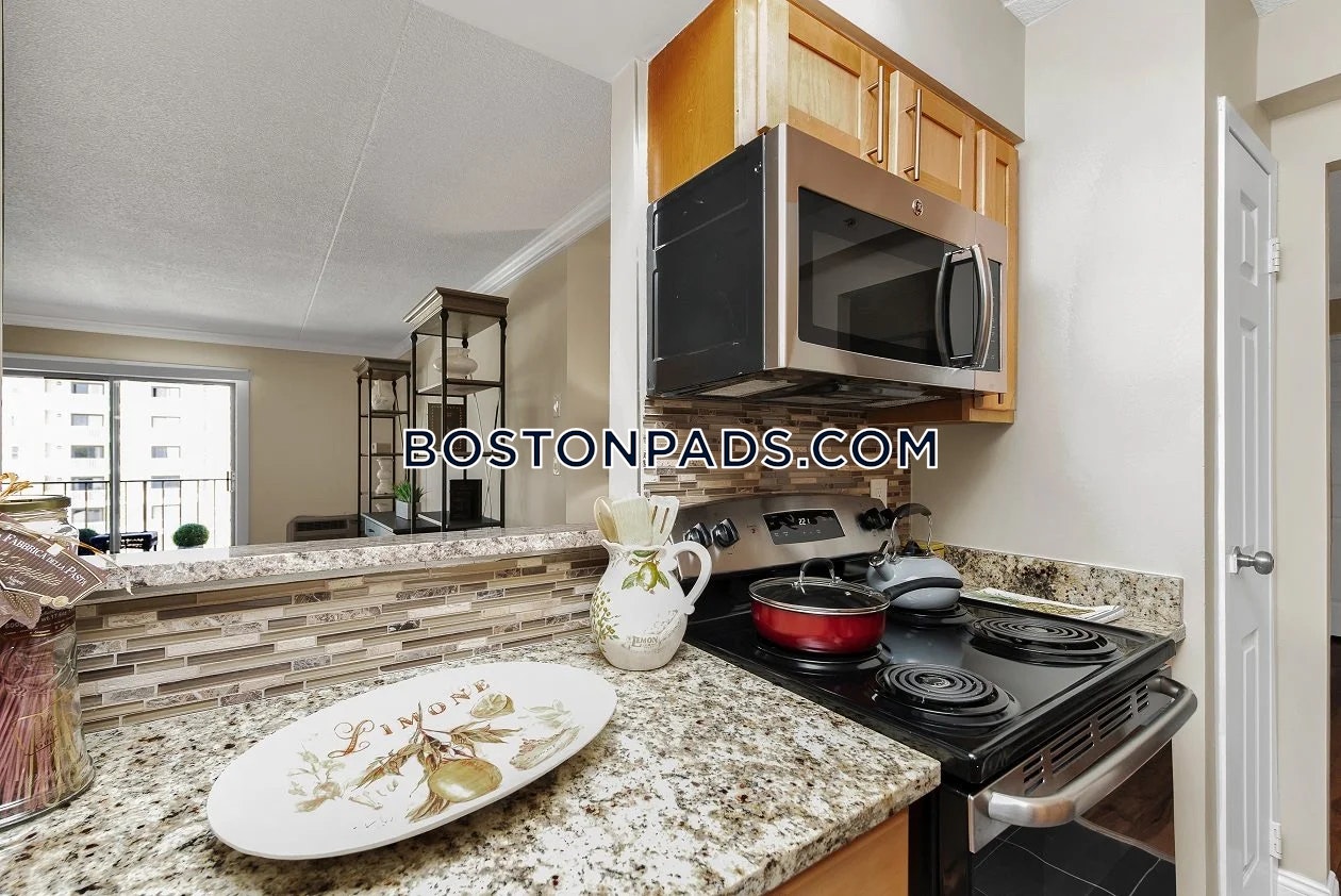 Altitude Apartments Photo 15