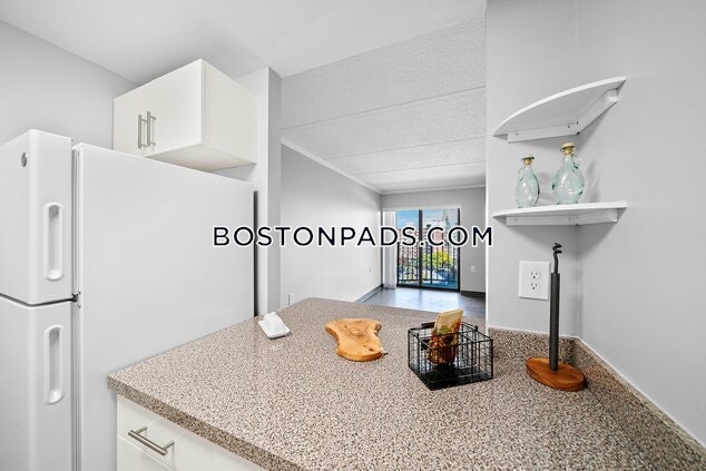 Amy Lowell Apartments Photo 19