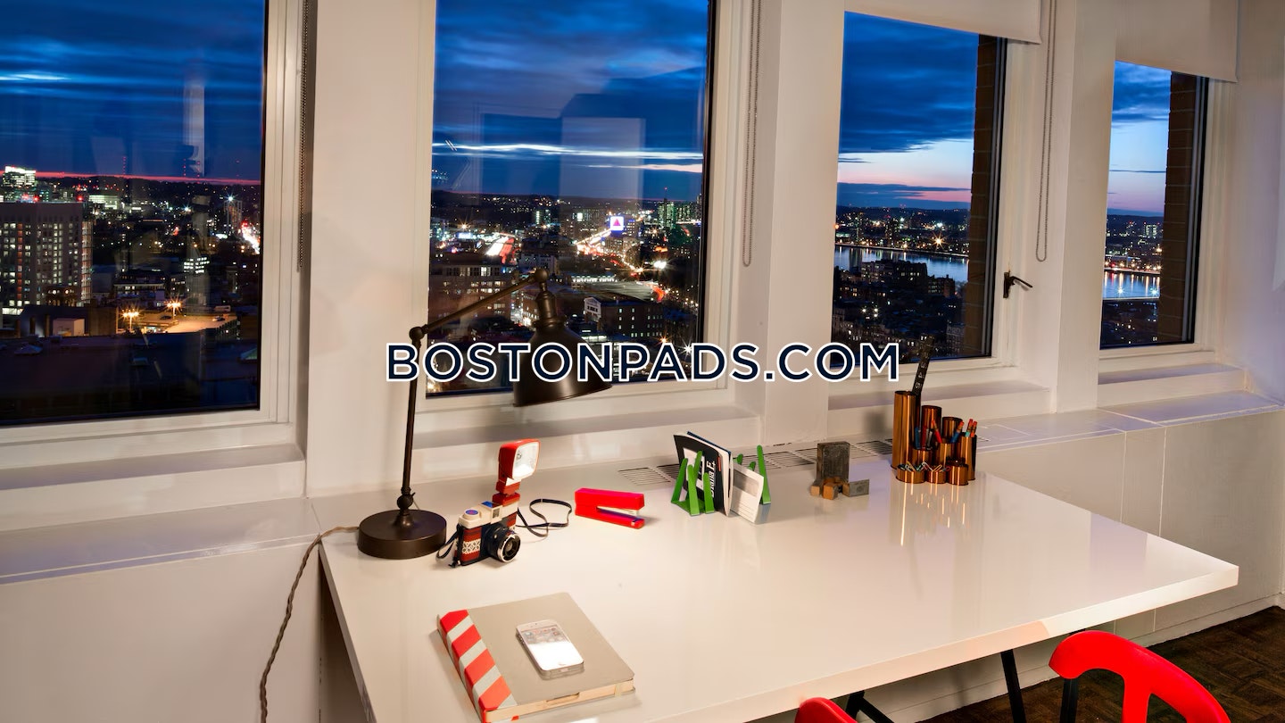 Ava Back Bay Photo 15