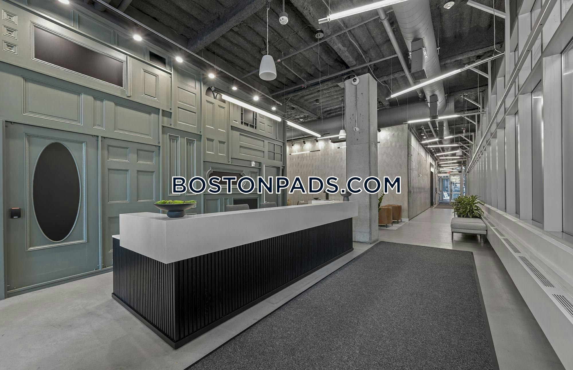 AVA Theater District Photo 23