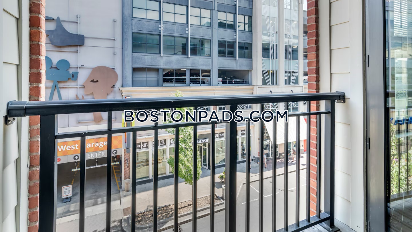 Avalon at Assembly Row Photo 3