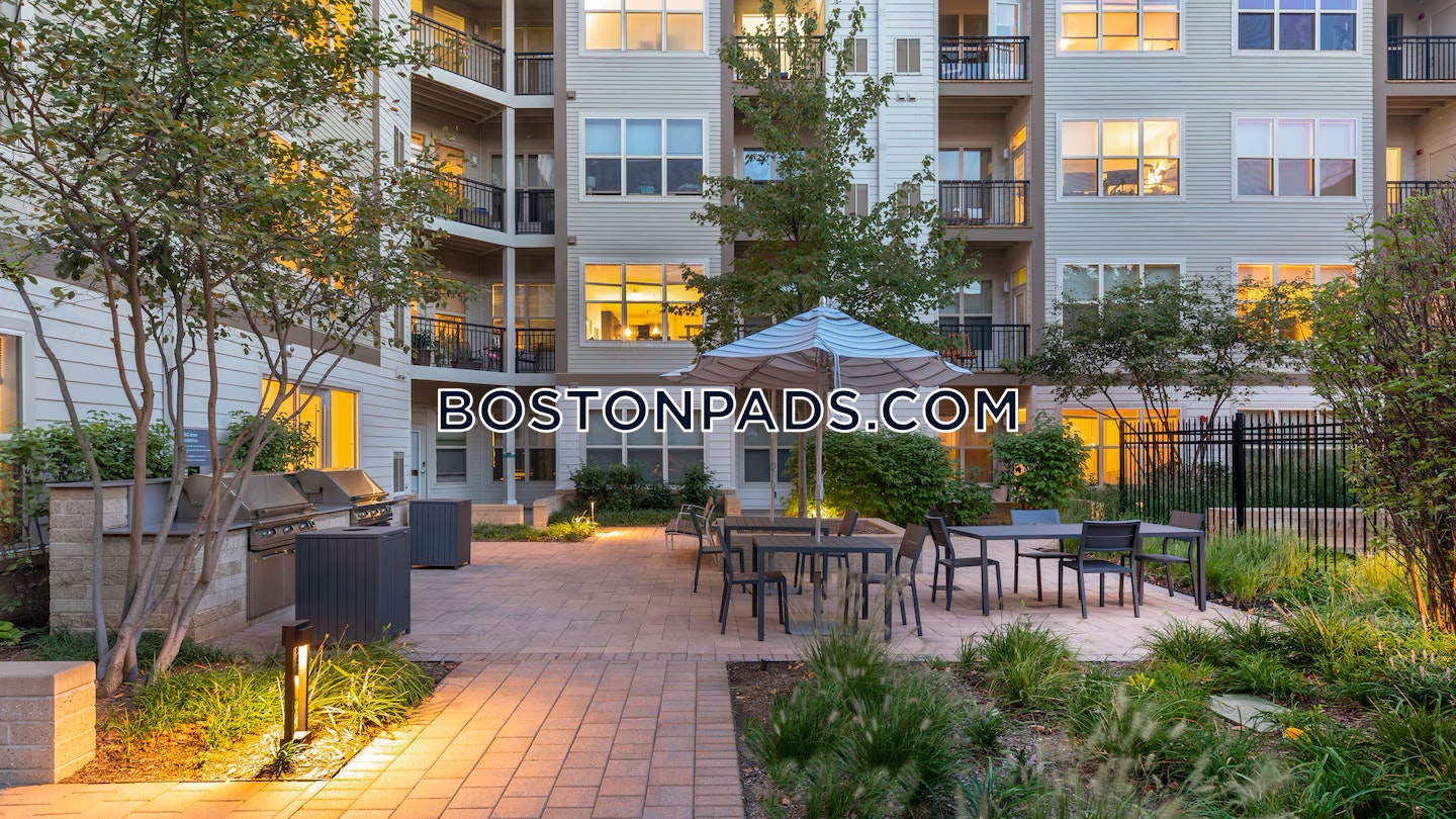 Avalon at Assembly Row Photo 10