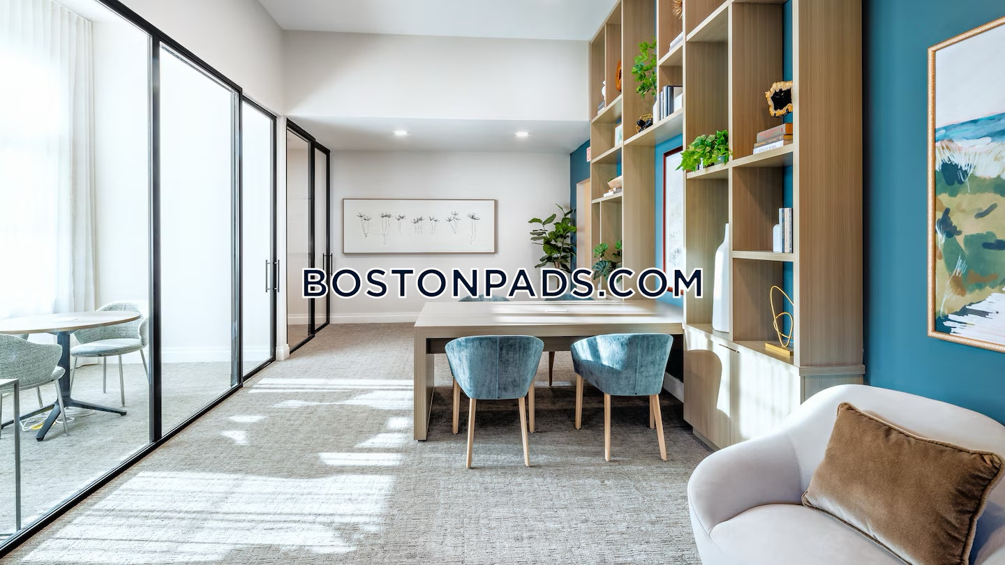 Avalon at Lexington Photo 15