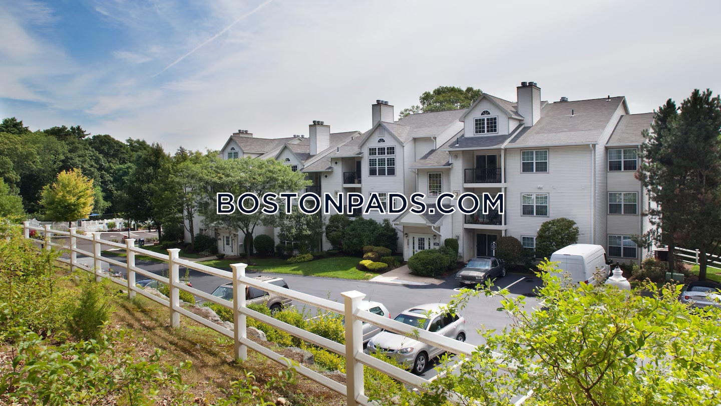 Avalon at Lexington Photo 10