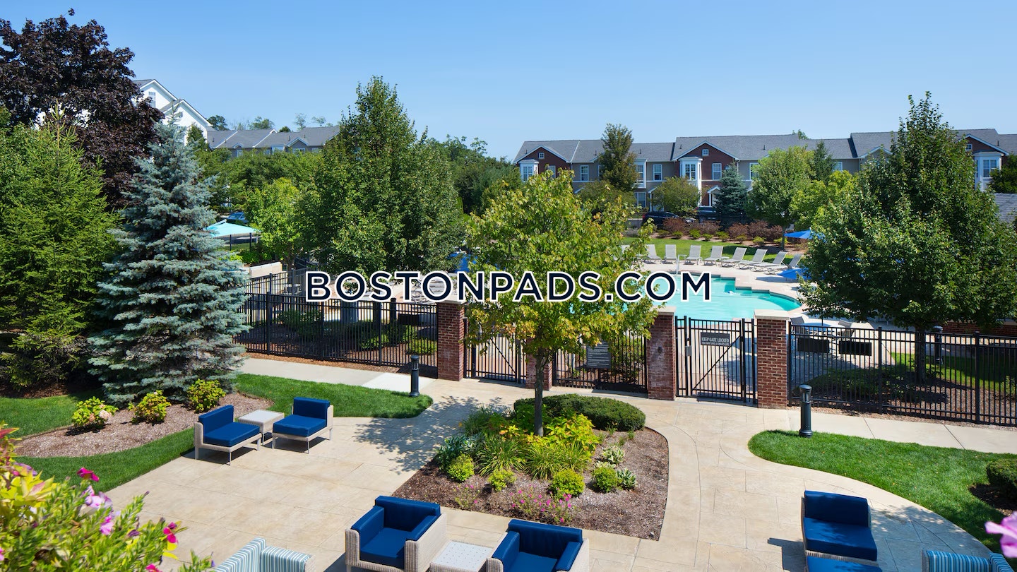 Avalon at Lexington Hills Photo 11