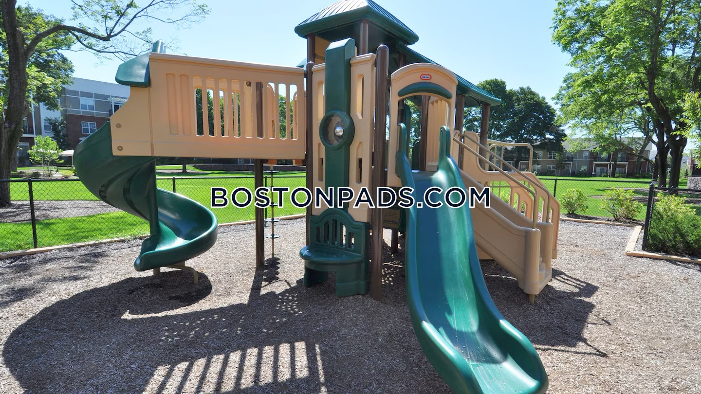 Avalon at Lexington Hills Photo 1