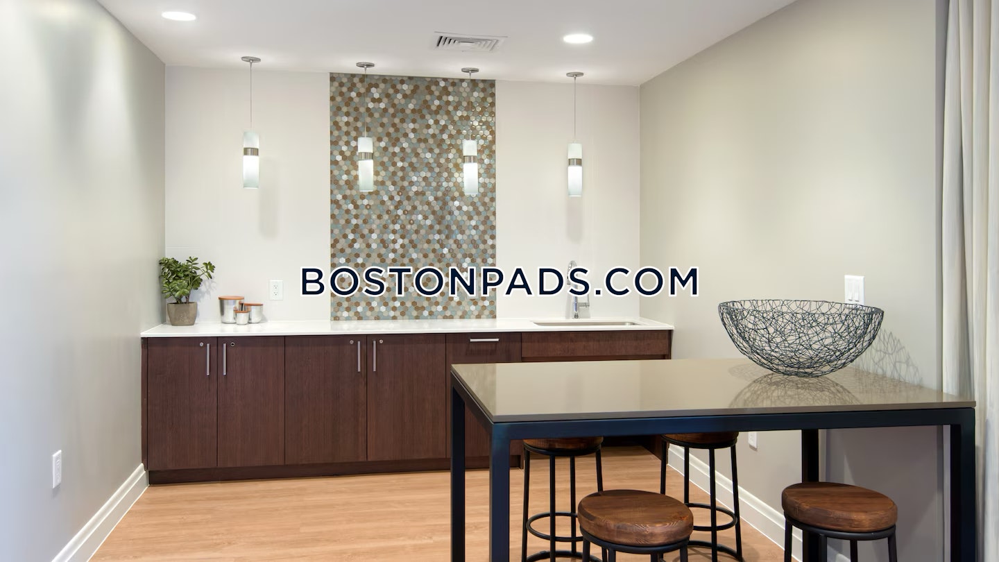 Avalon at Lexington Hills Photo 24