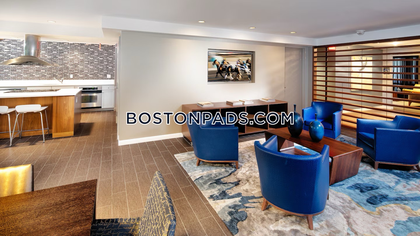 Avalon at Prudential Center Photo 38