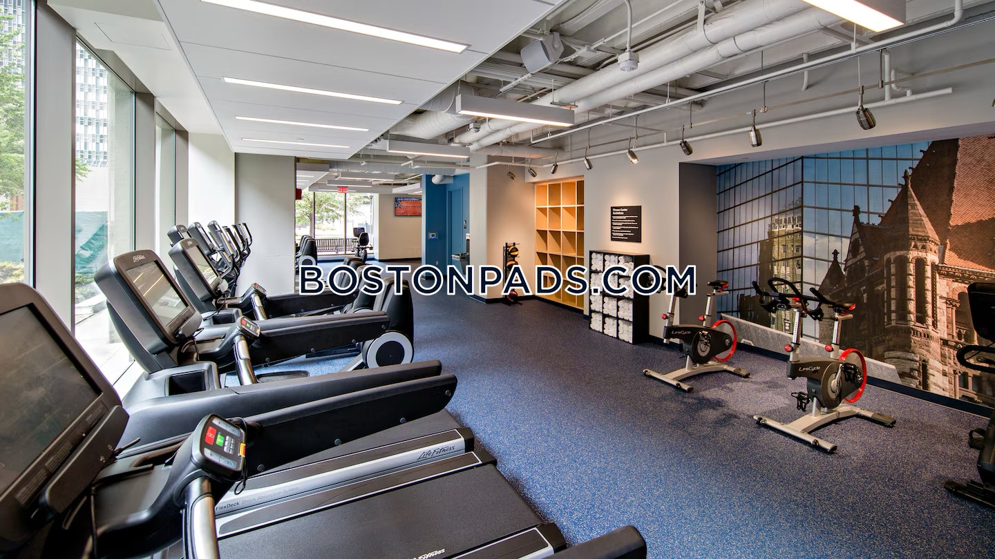 Avalon at Prudential Center Photo 9