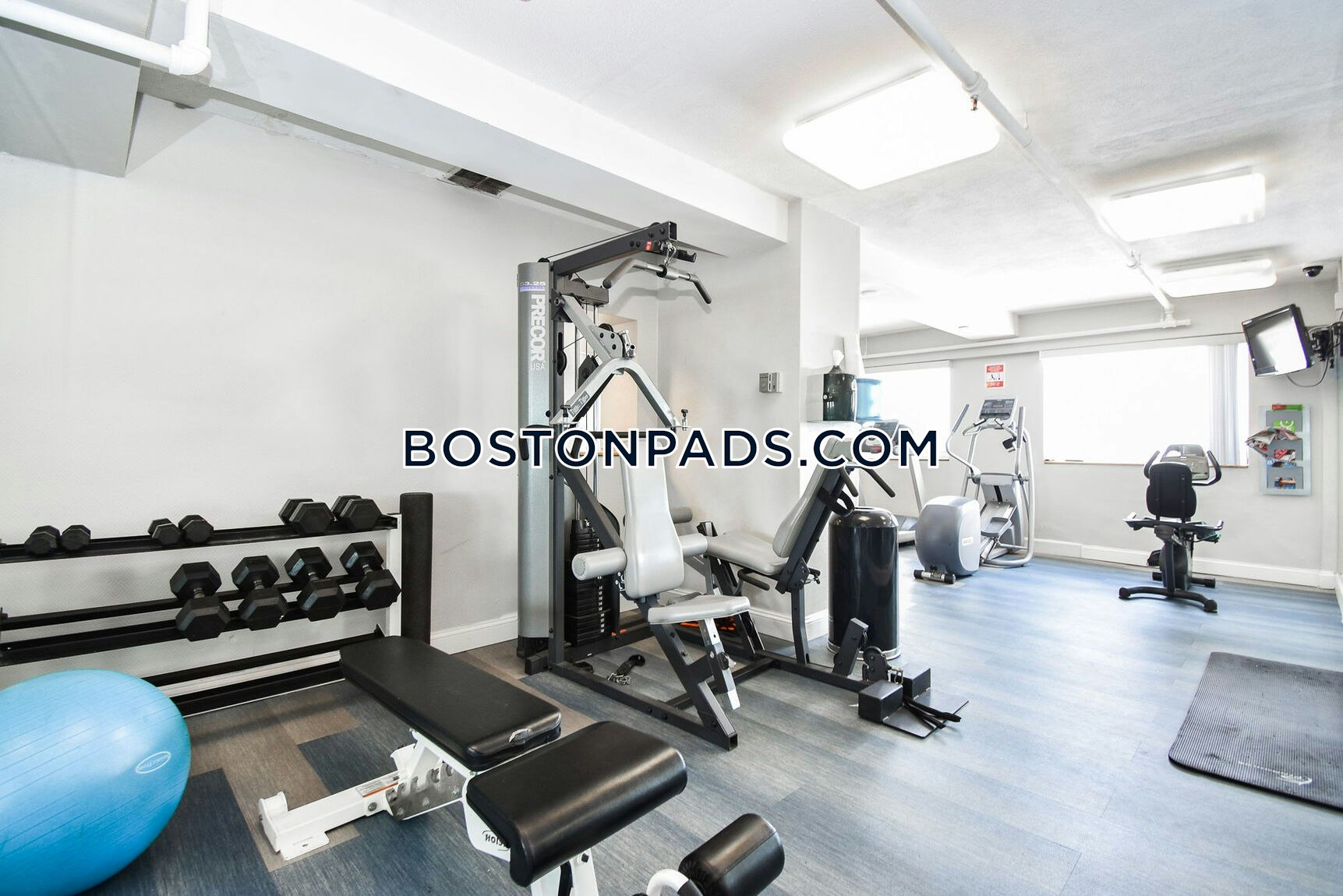 Barclay on Beacon Photo 4