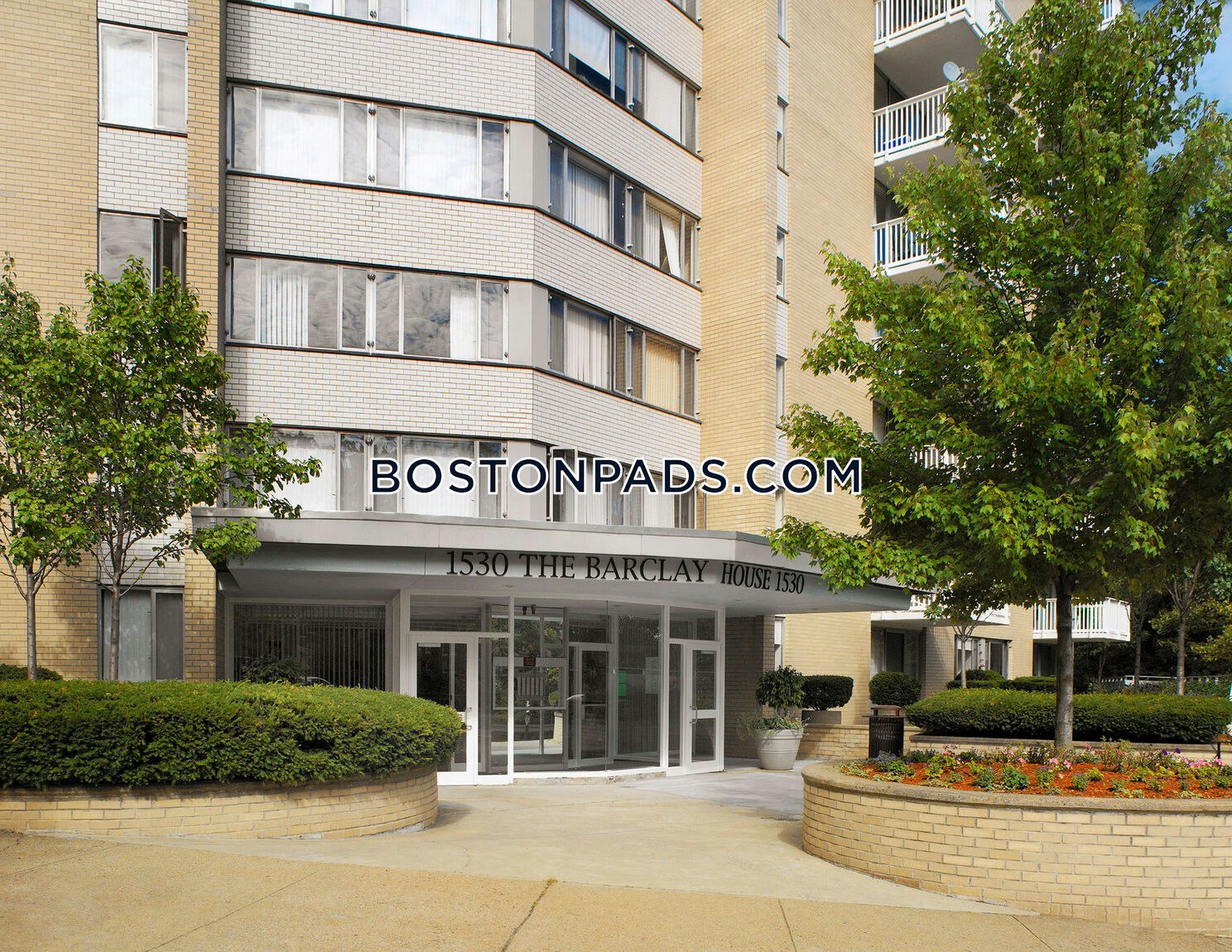 Barclay on Beacon Photo 2