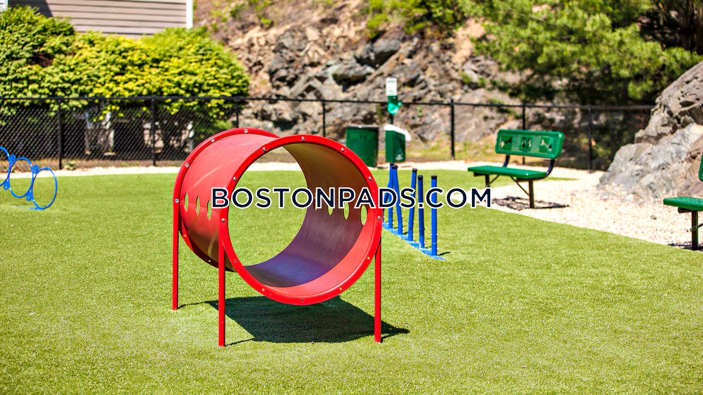 Avalon Bear Hill Photo 1