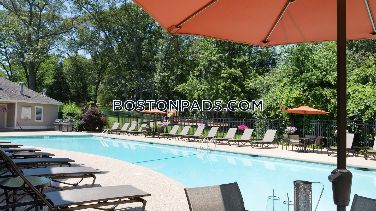 Avalon Burlington Photo 2