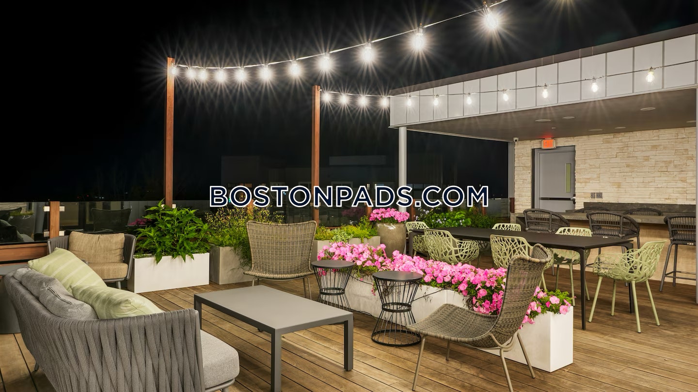 Avalon Quincy Photo 32