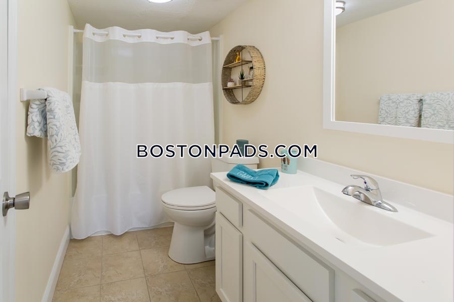 Beacon Village Photo 8