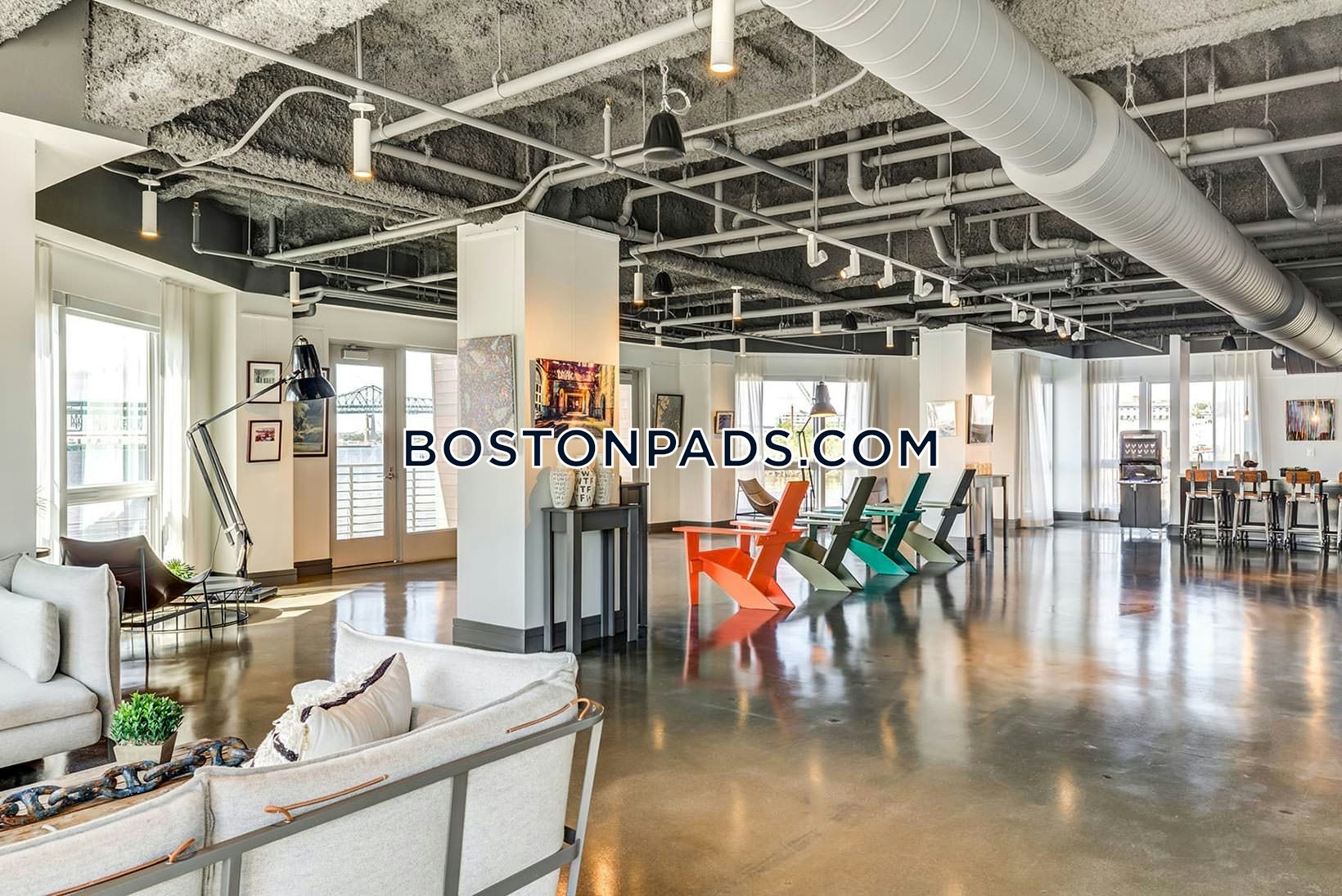 Boston East Photo 21