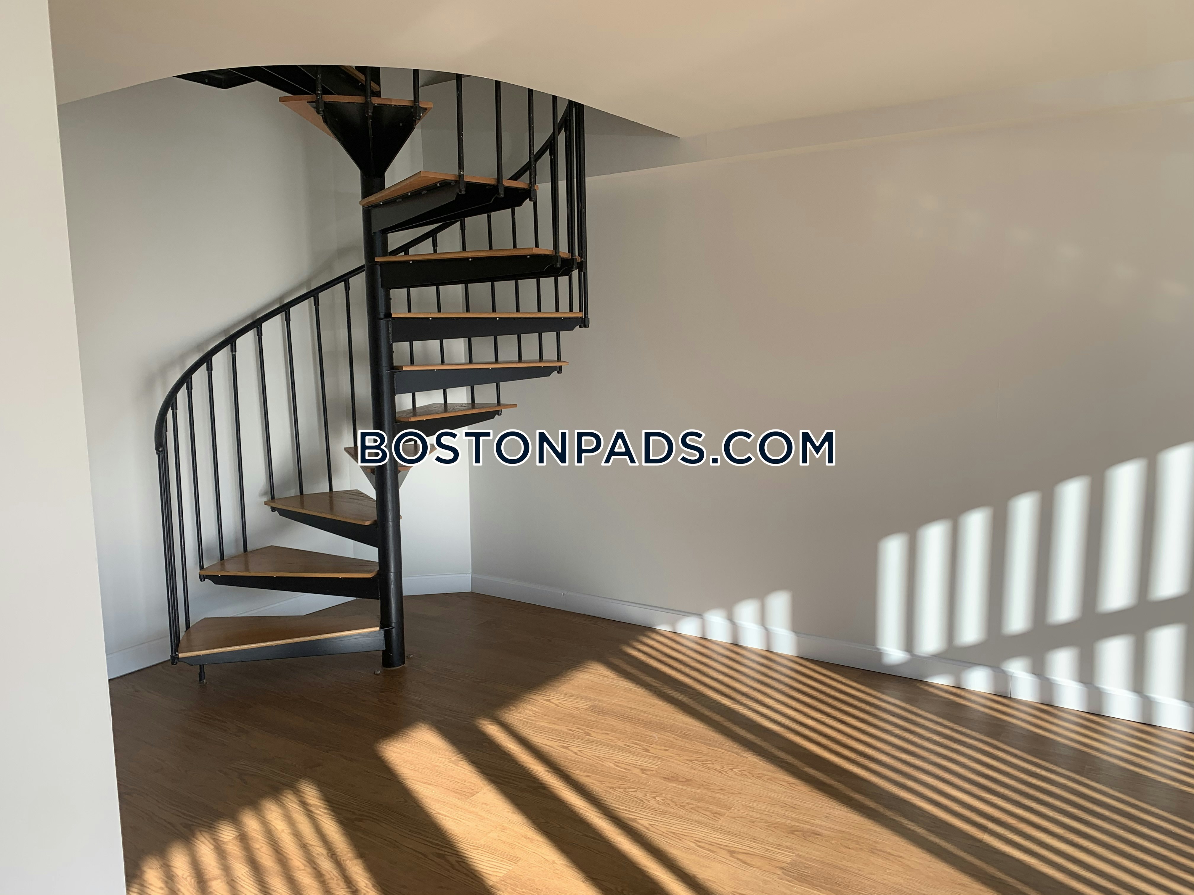 The Lofts at Kendall Square Photo 33