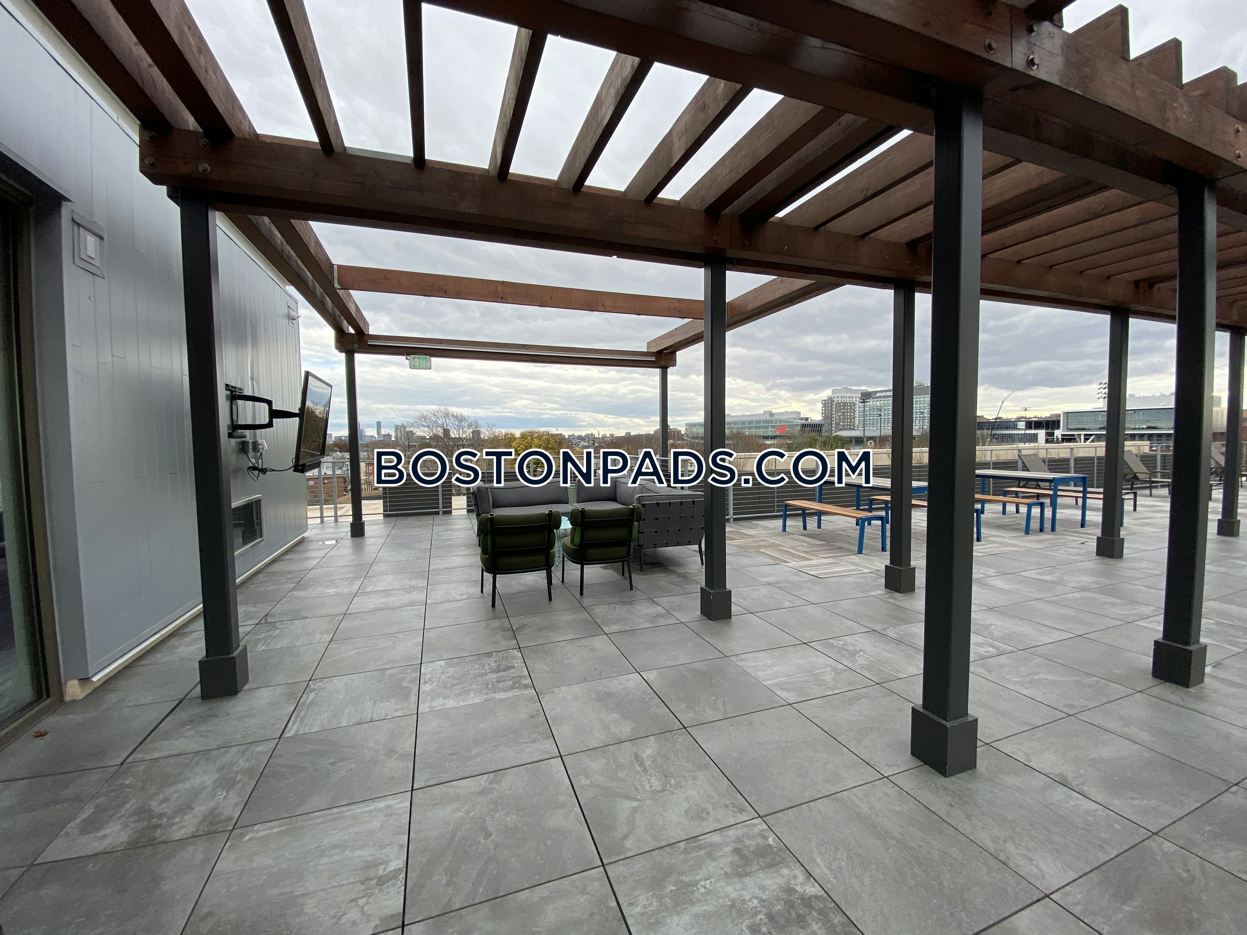 Radius Apartments Photo 100