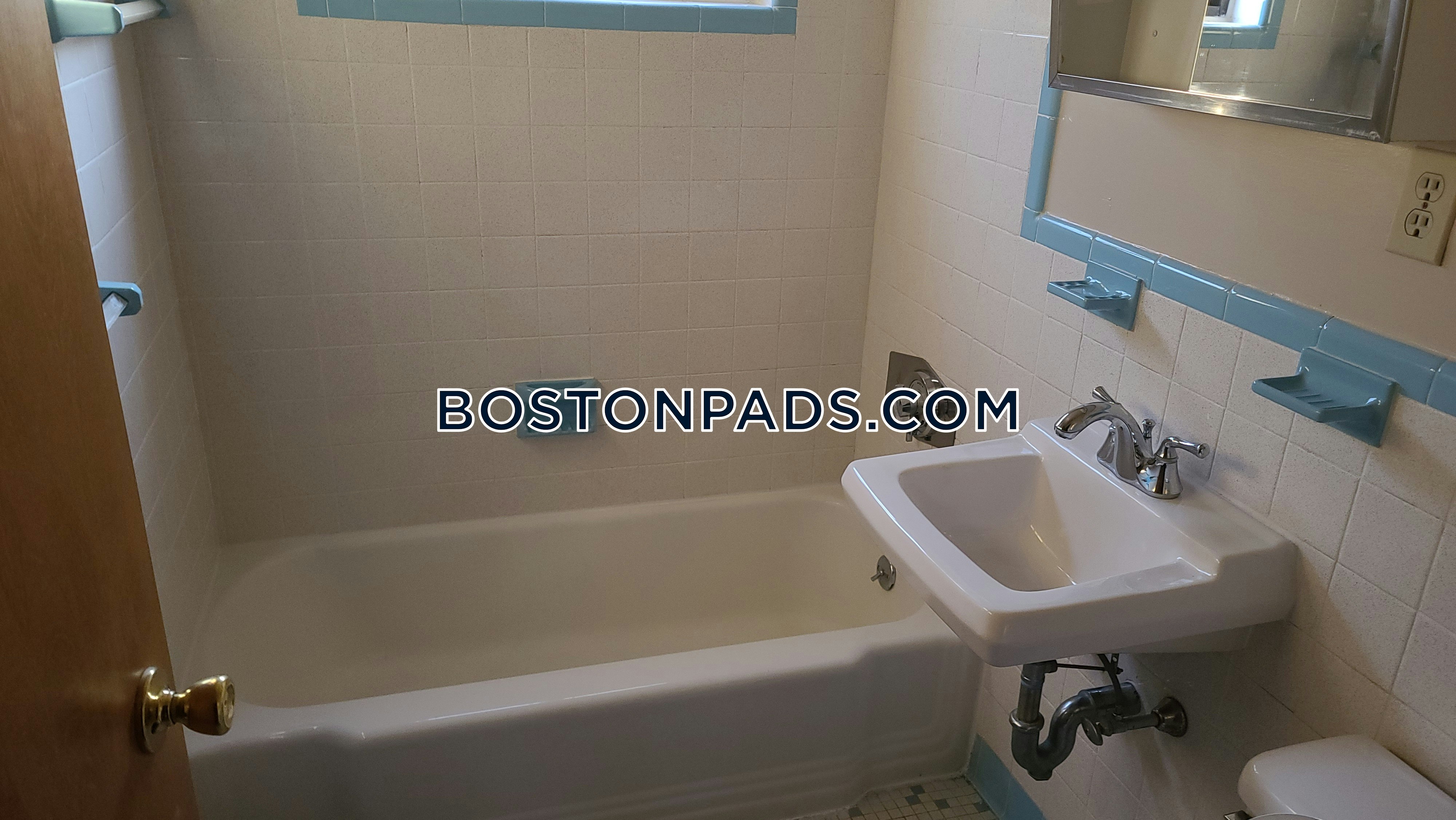 Charlesbank Estates Residential Apartments Photo 20