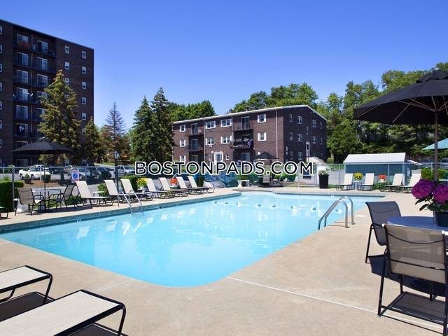 Weymouth Place Photo 4