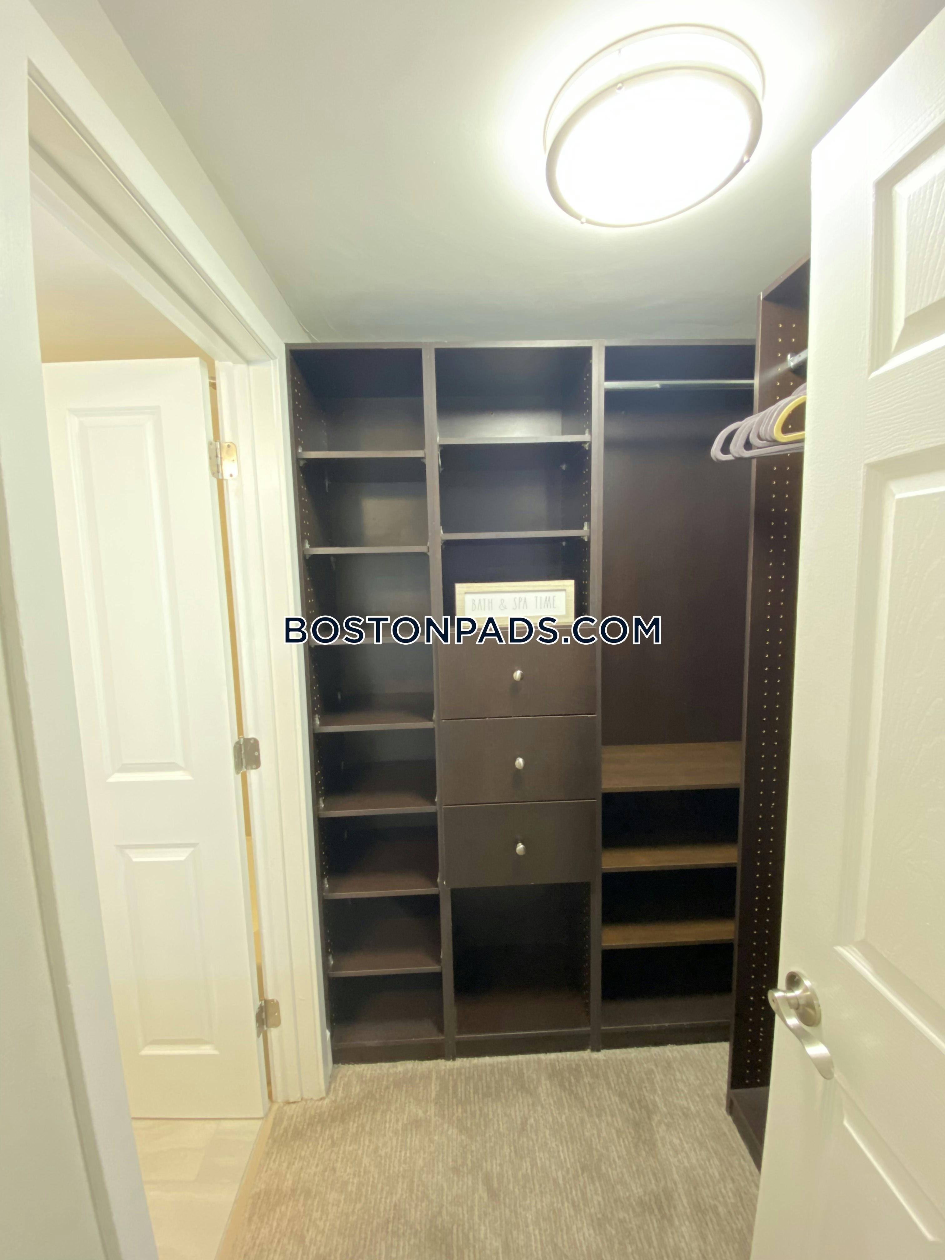 Garrison Square Photo 46