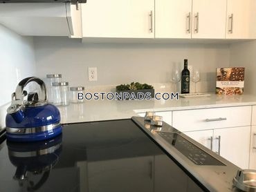 Elevation Apartments at Crown Colony Photo 46