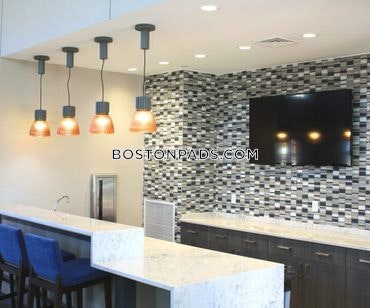 Elevation Apartments at Crown Colony Photo 45