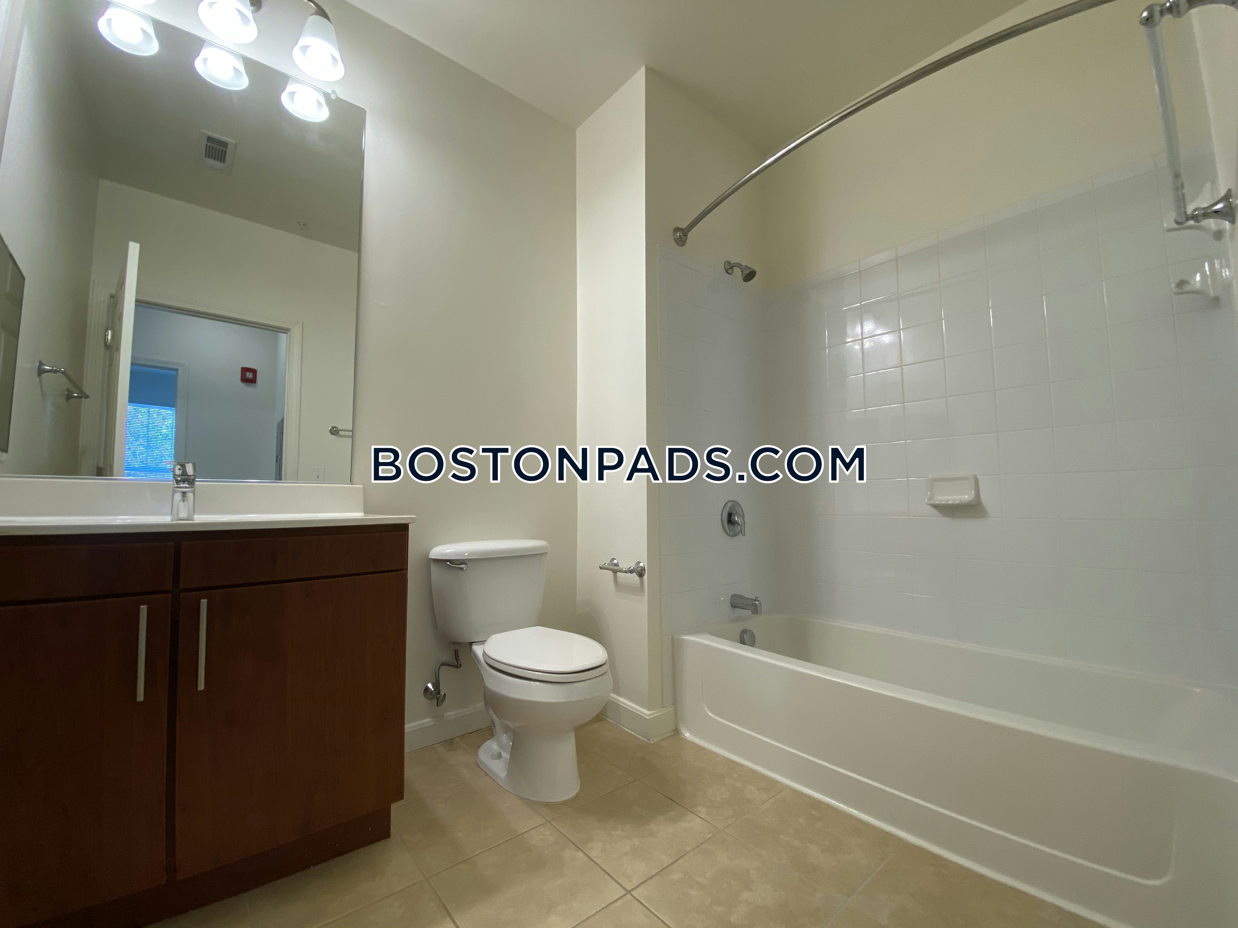 Marquee At Andover Photo 29